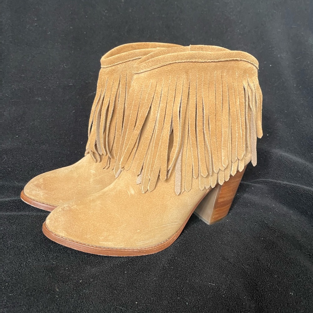 Frye Llana Fringe Boots Size 7.5